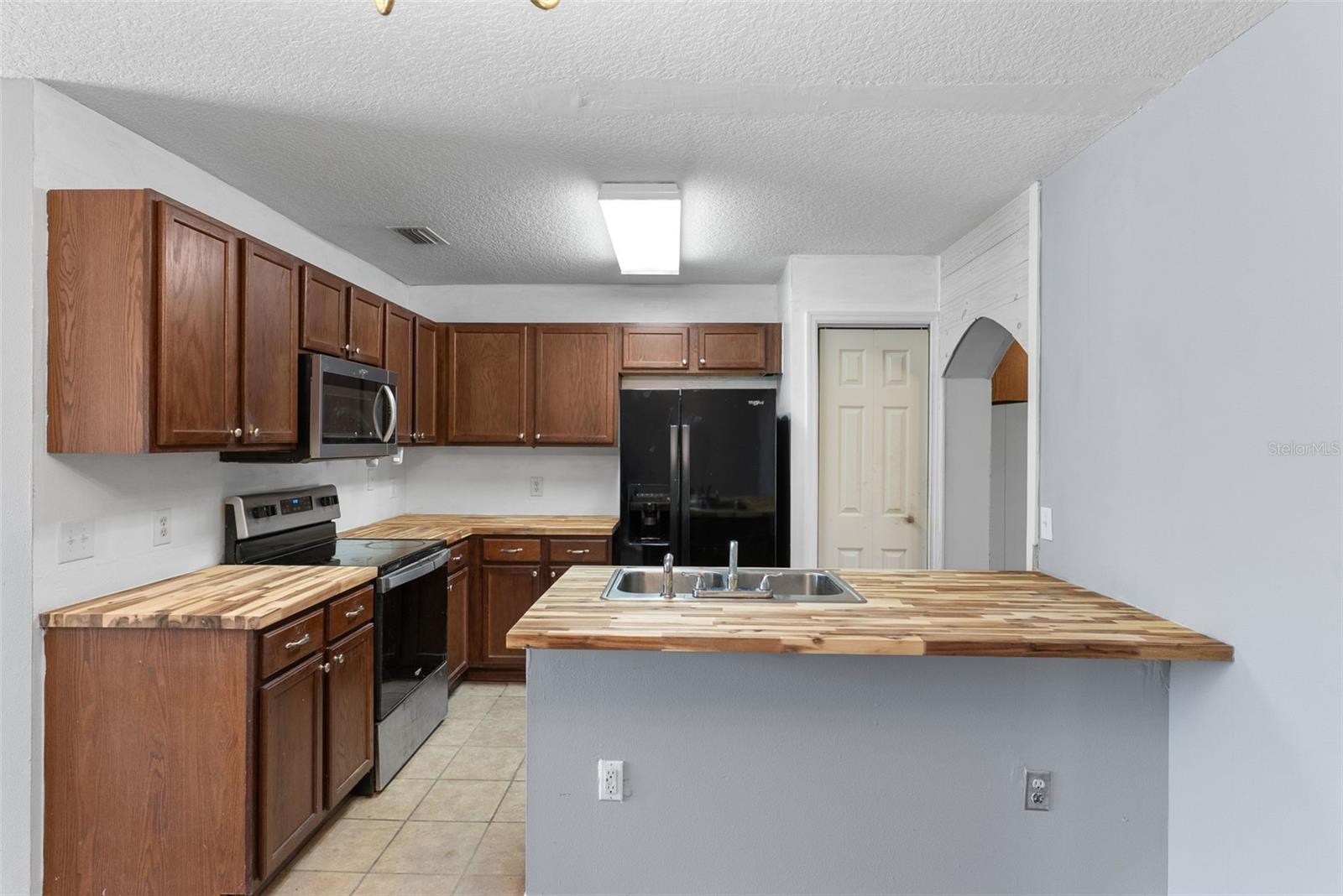 Image 9 of 46 For 16727 91st Street