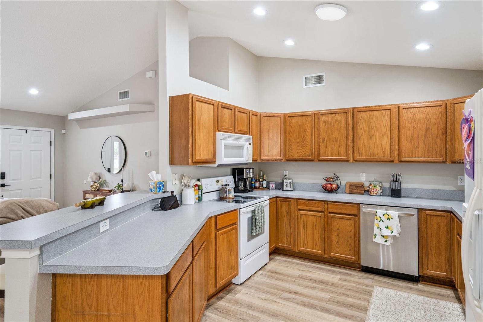 Image 8 of 24 For 165 Quail Oaks Circle