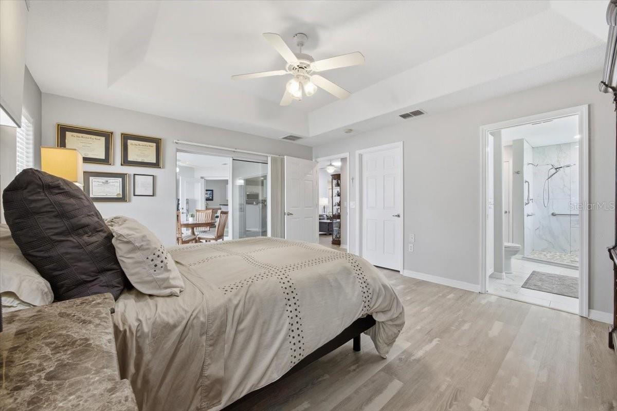 Image 15 of 43 For 601 Sweetwater Way