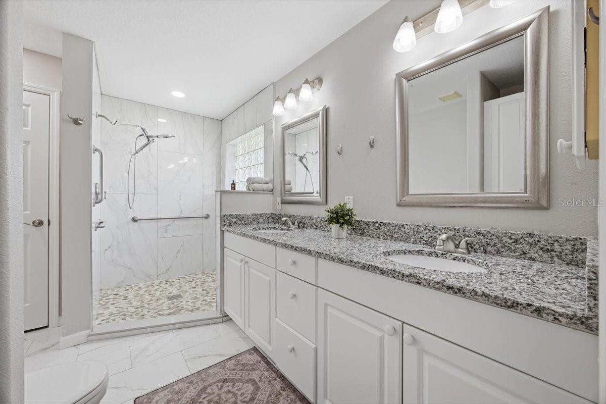 Image 16 of 43 For 601 Sweetwater Way