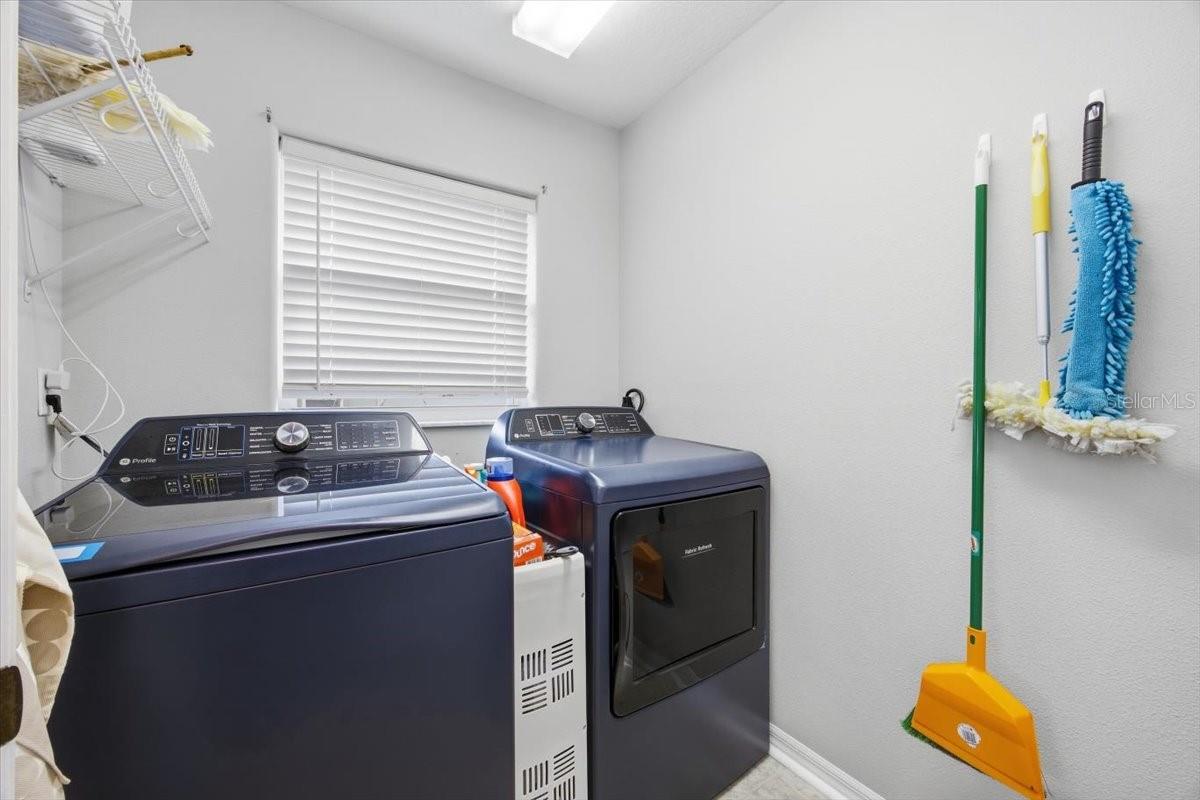 Image 24 of 43 For 601 Sweetwater Way