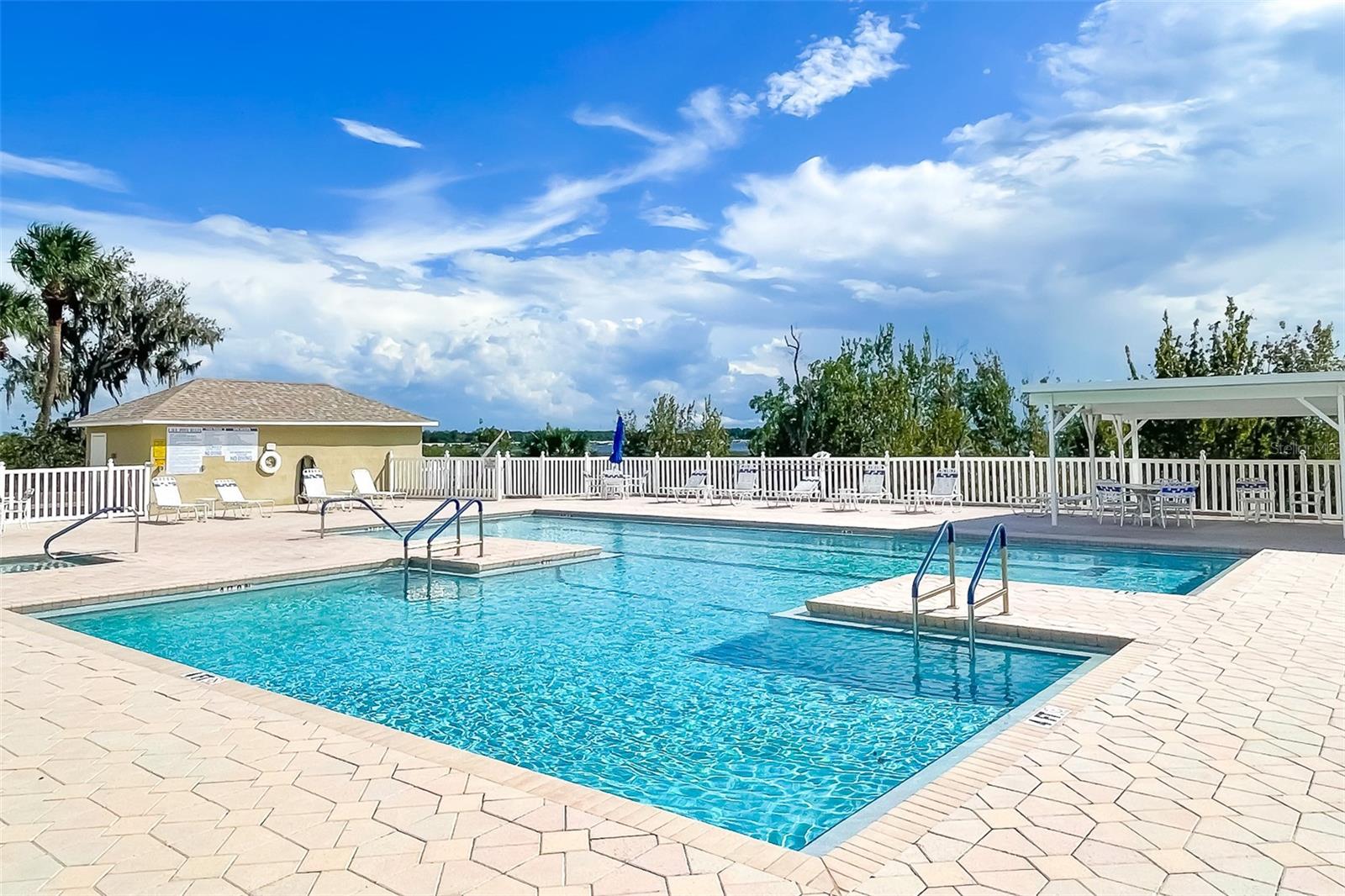 Image 32 of 43 For 601 Sweetwater Way