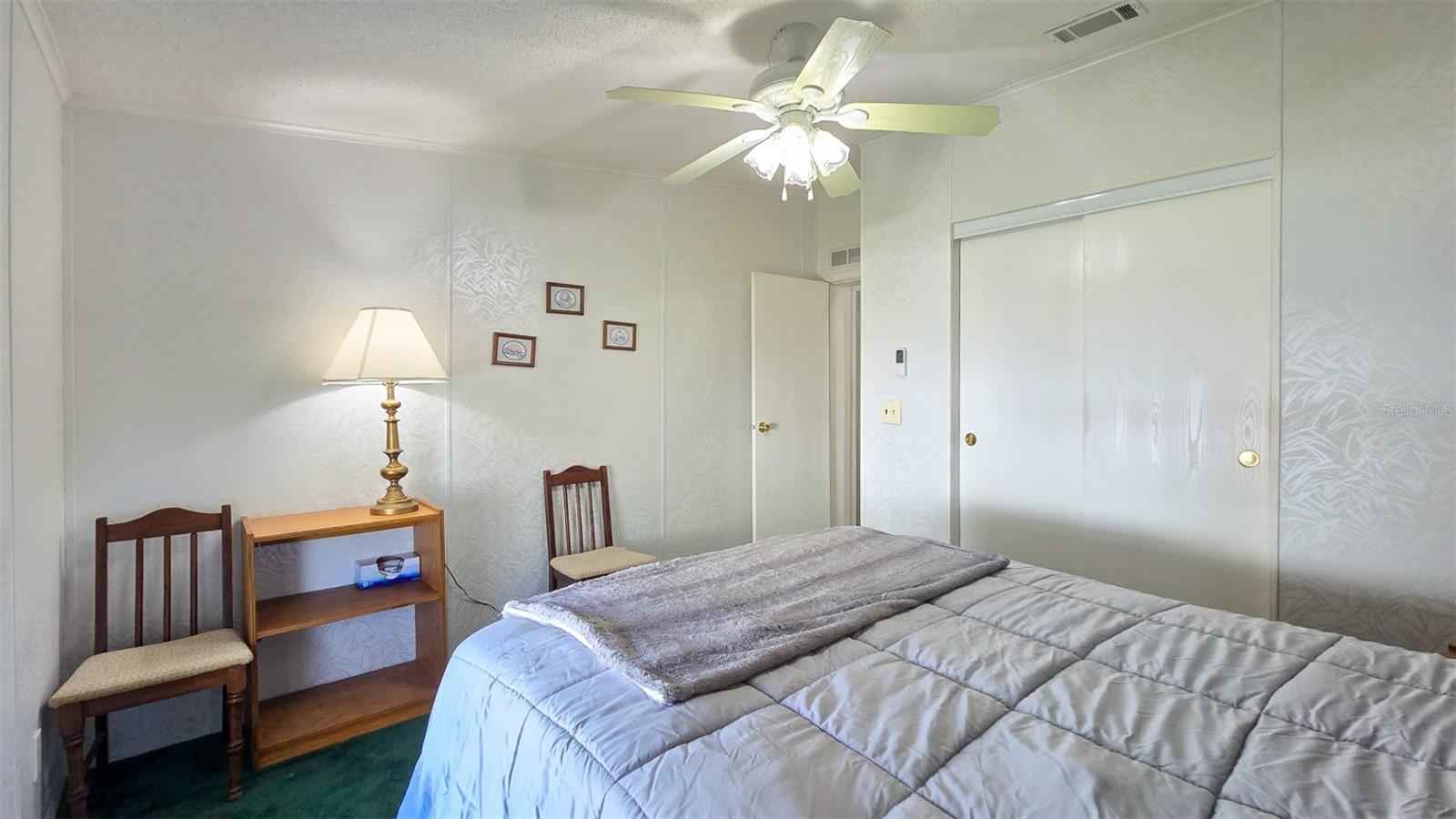 Image 18 of 32 For 306 Buttonwood Court