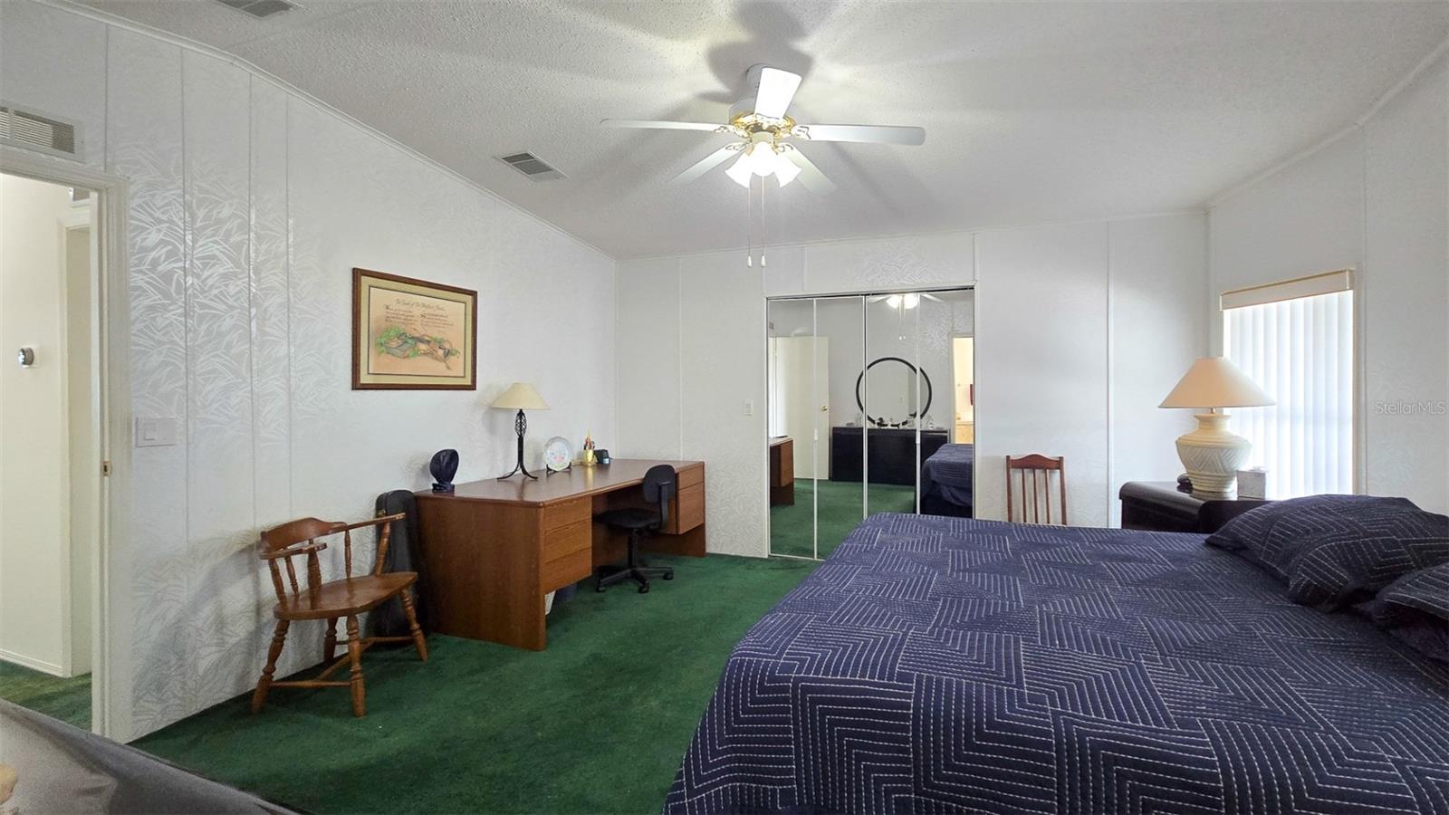 Image 20 of 32 For 306 Buttonwood Court