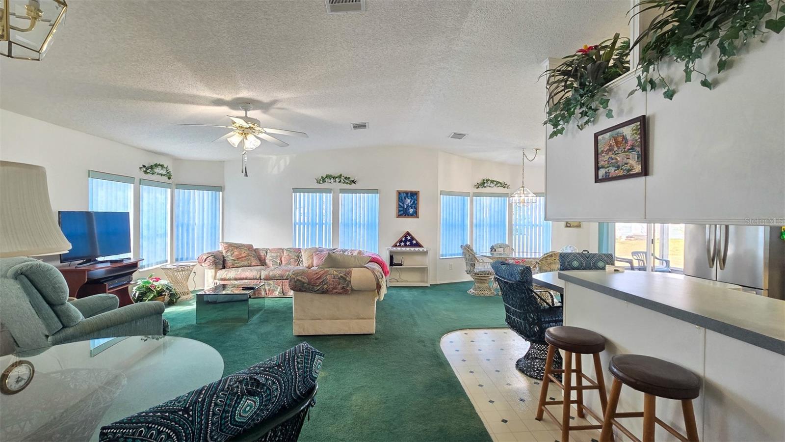 Image 21 of 32 For 306 Buttonwood Court