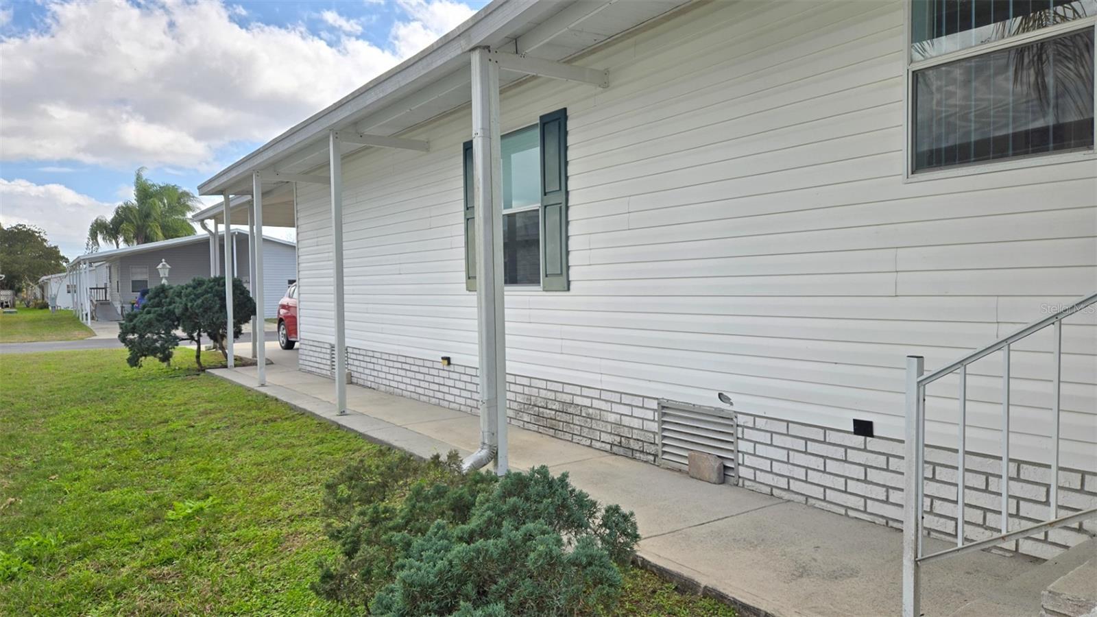 Image 30 of 32 For 306 Buttonwood Court