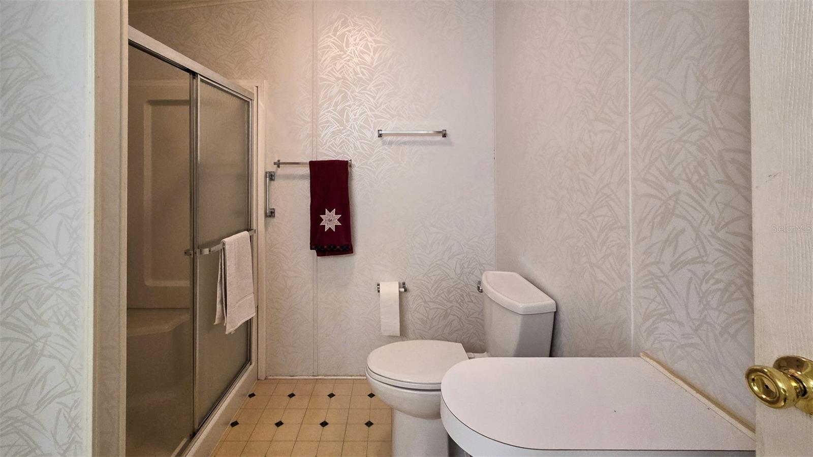 Image 32 of 32 For 306 Buttonwood Court