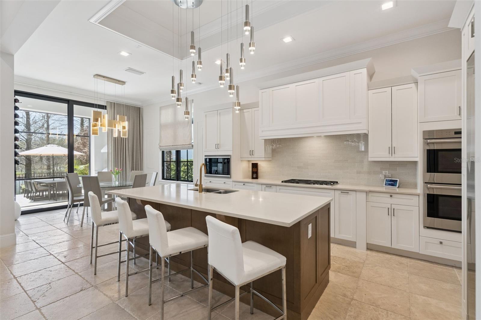 Image 14 of 54 For 10228 Kensington Shore Drive