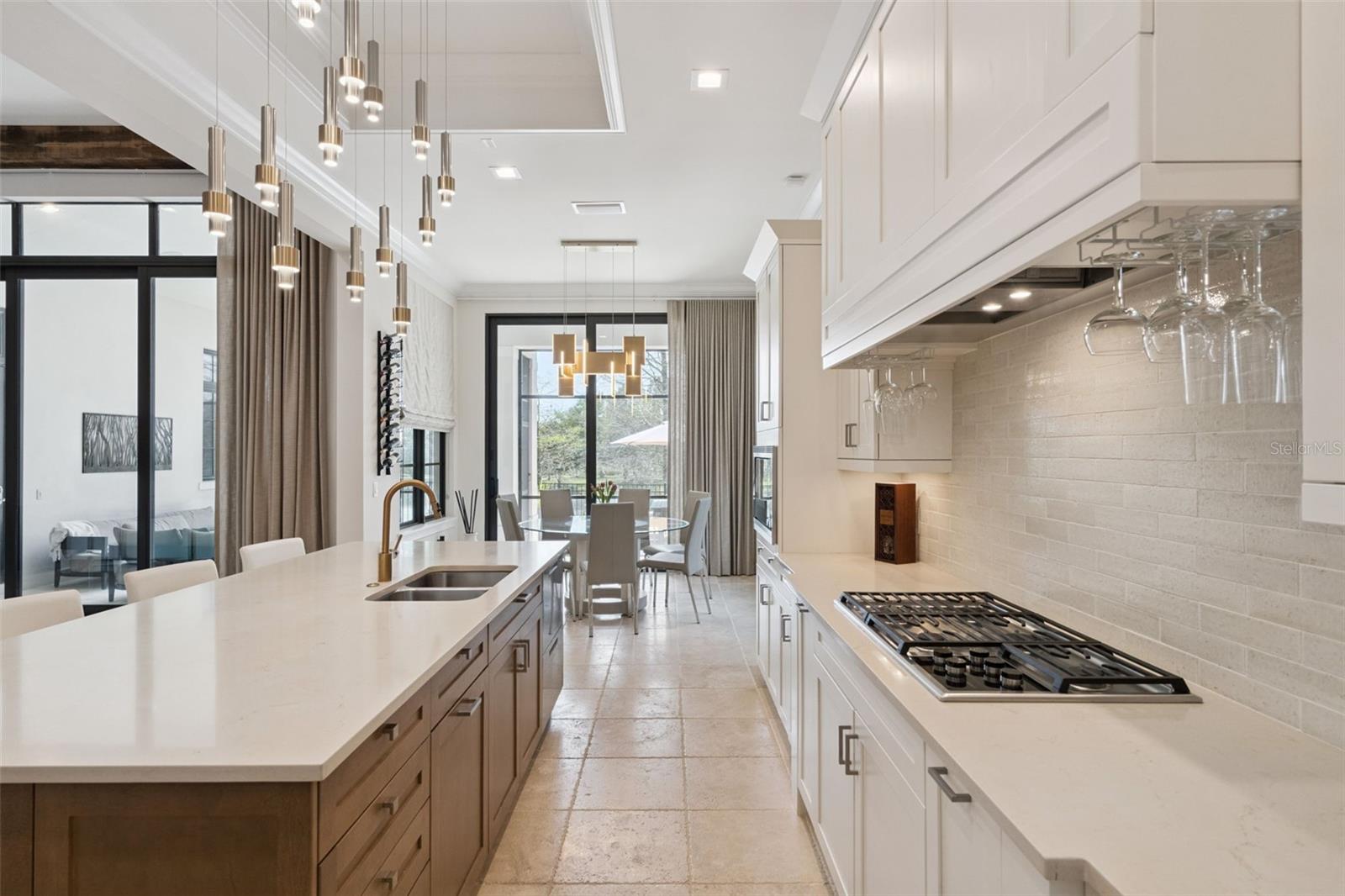 Image 18 of 54 For 10228 Kensington Shore Drive