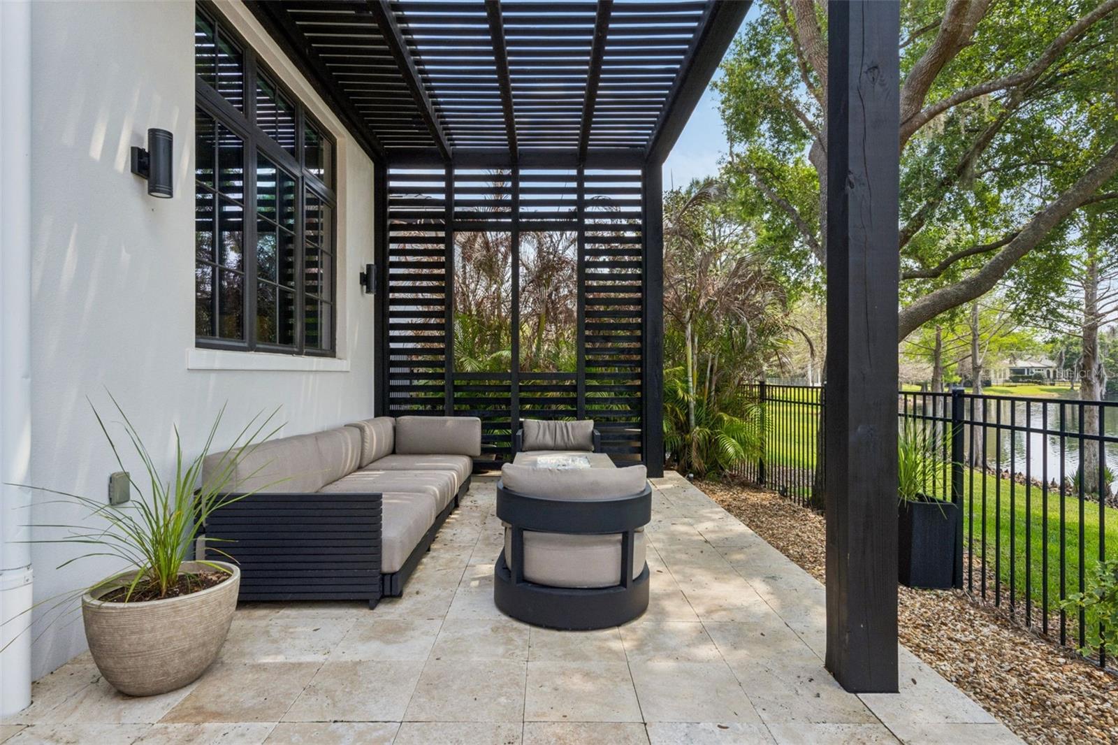 Image 27 of 54 For 10228 Kensington Shore Drive