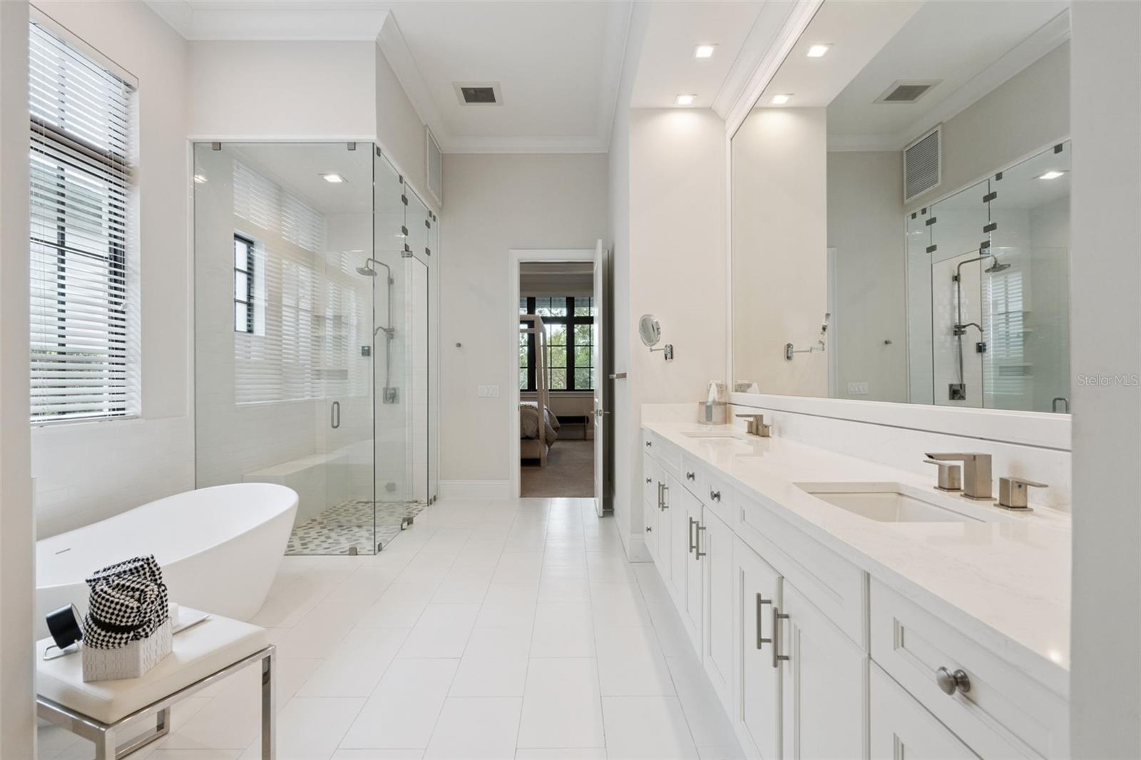 Image 39 of 54 For 10228 Kensington Shore Drive