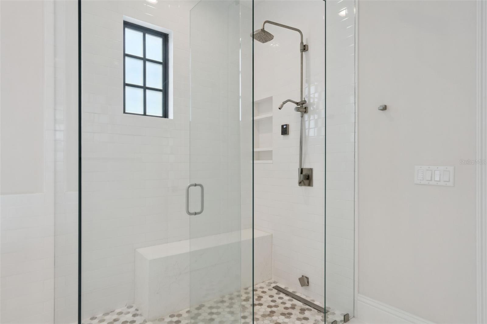 Image 41 of 54 For 10228 Kensington Shore Drive