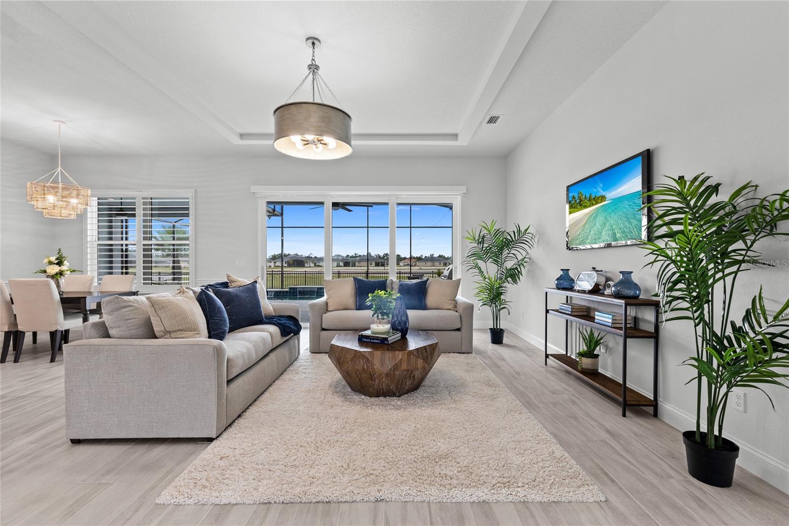 Image 10 of 60 For 1600 Lake Reserve Drive