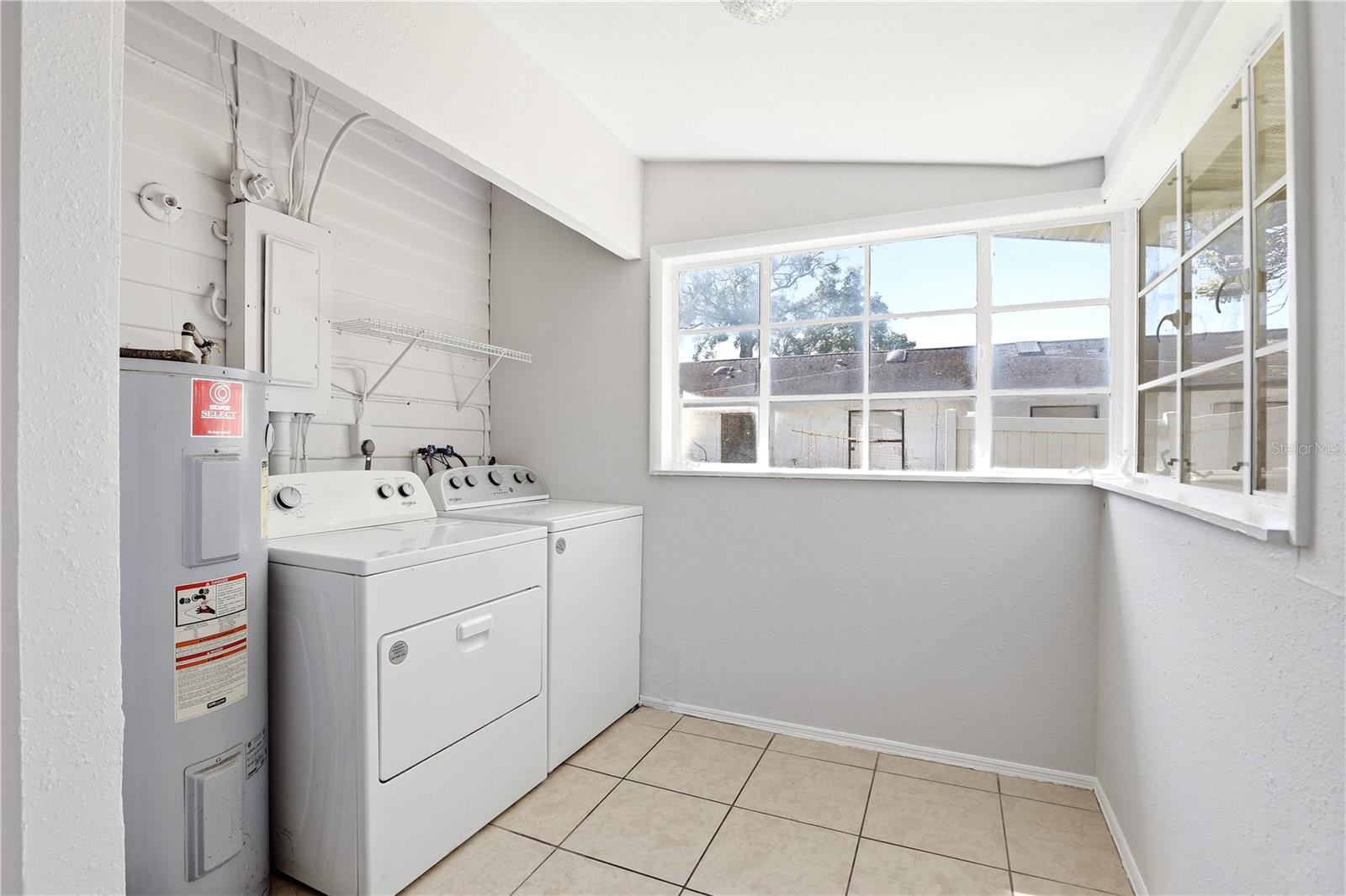 Image 30 of 40 For 918 Shoreview Drive