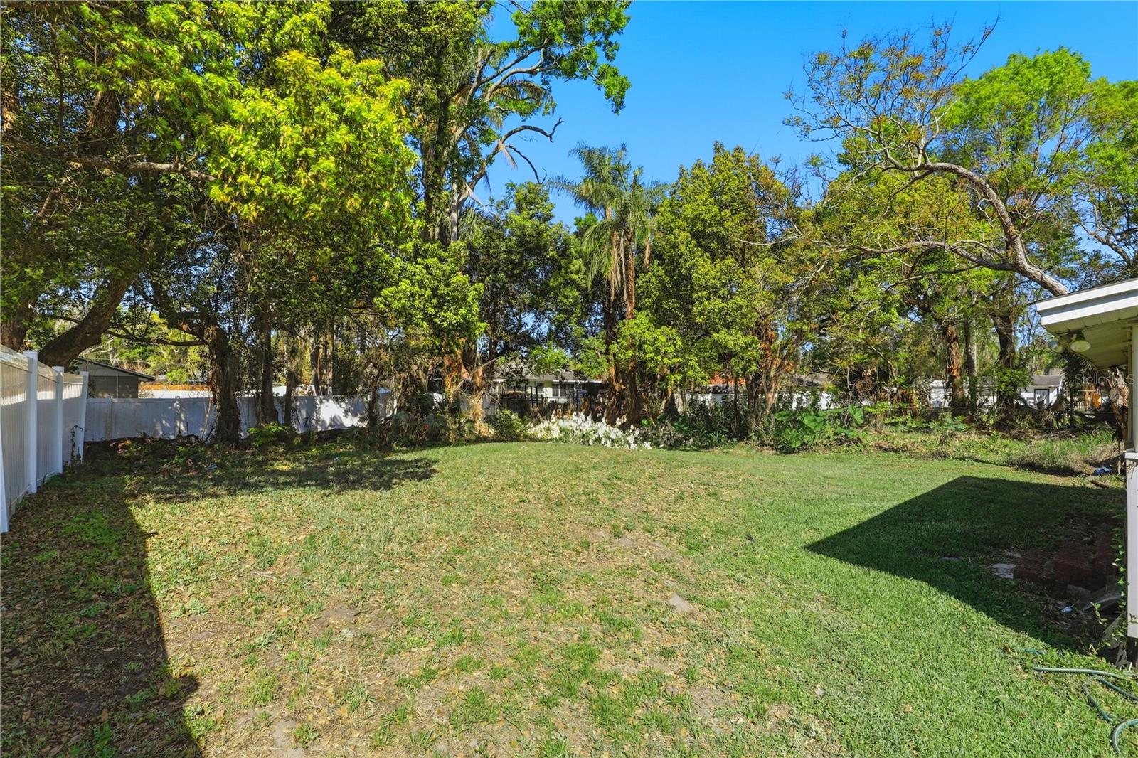 Image 32 of 40 For 918 Shoreview Drive