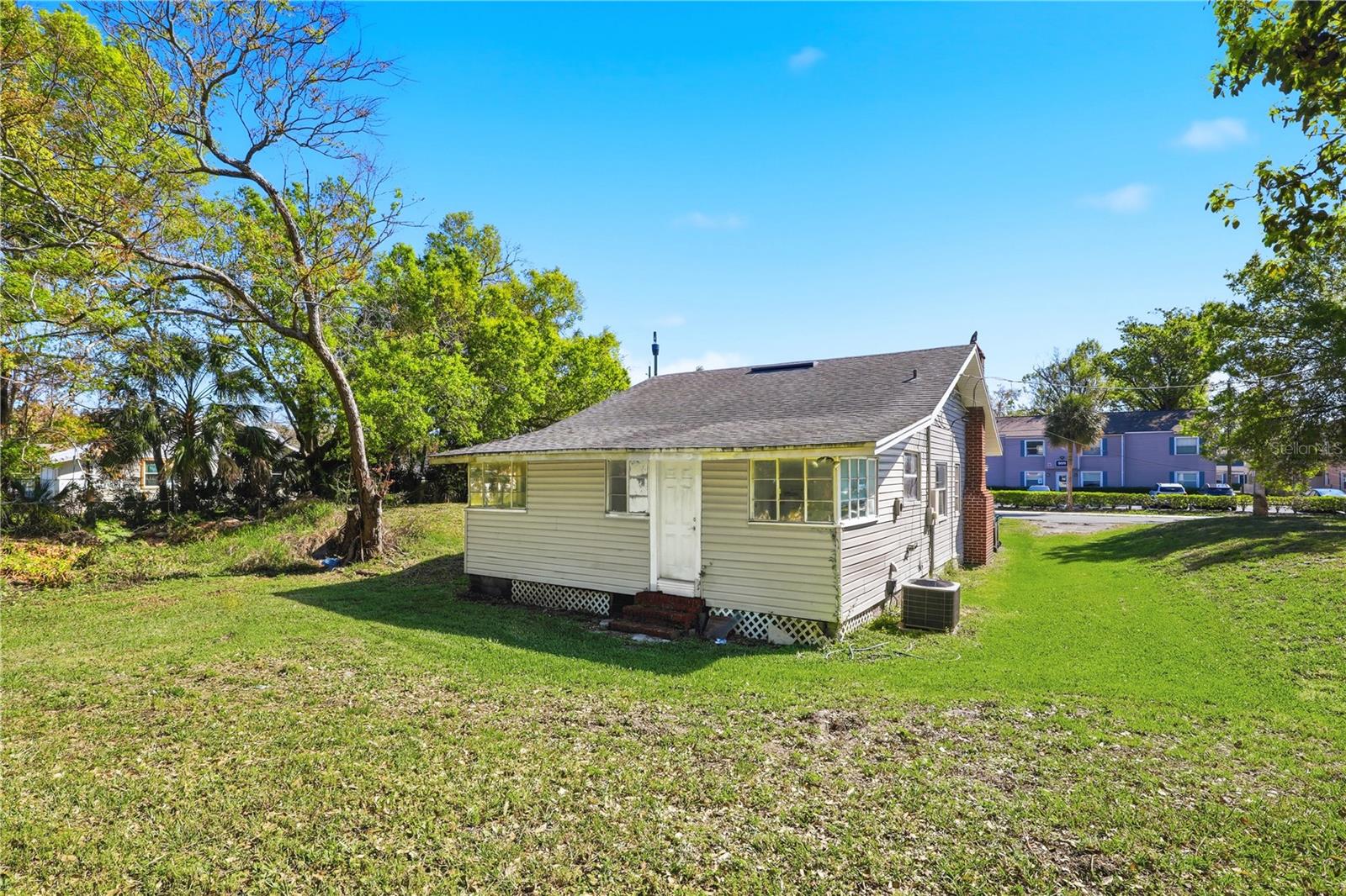 Image 33 of 40 For 918 Shoreview Drive