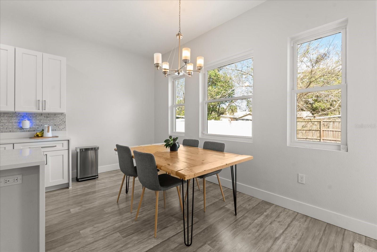 Image 26 of 33 For 668 Overspin Drive