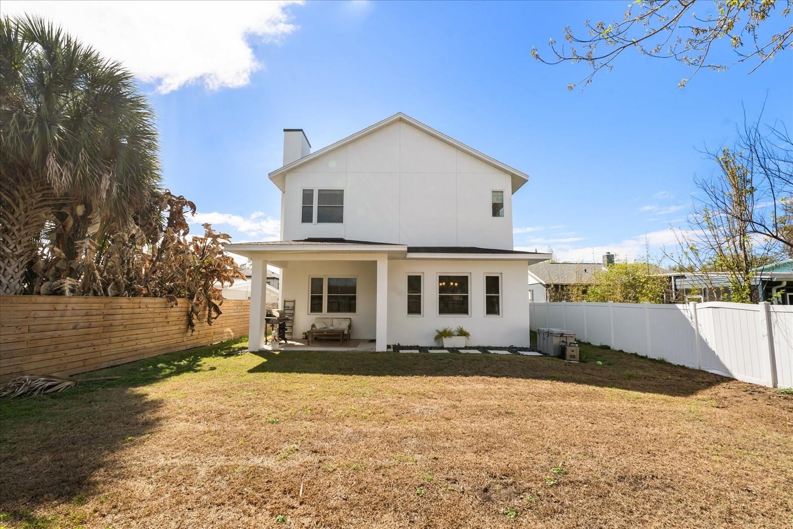 Image 30 of 33 For 668 Overspin Drive