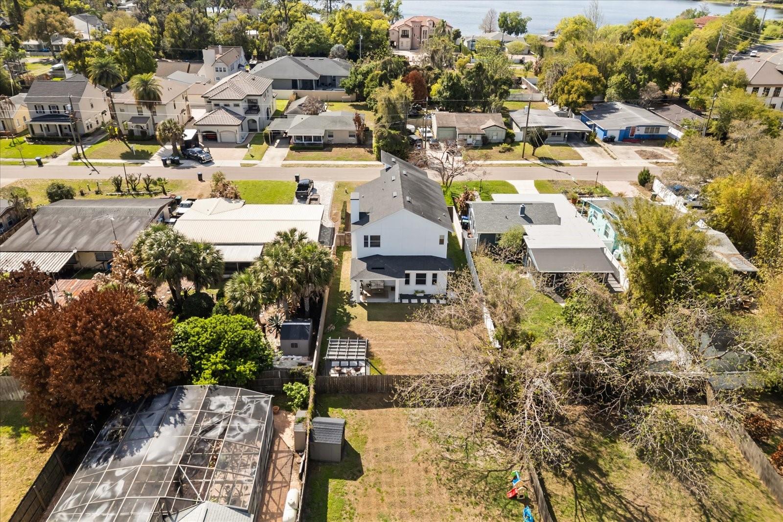 Image 32 of 33 For 668 Overspin Drive