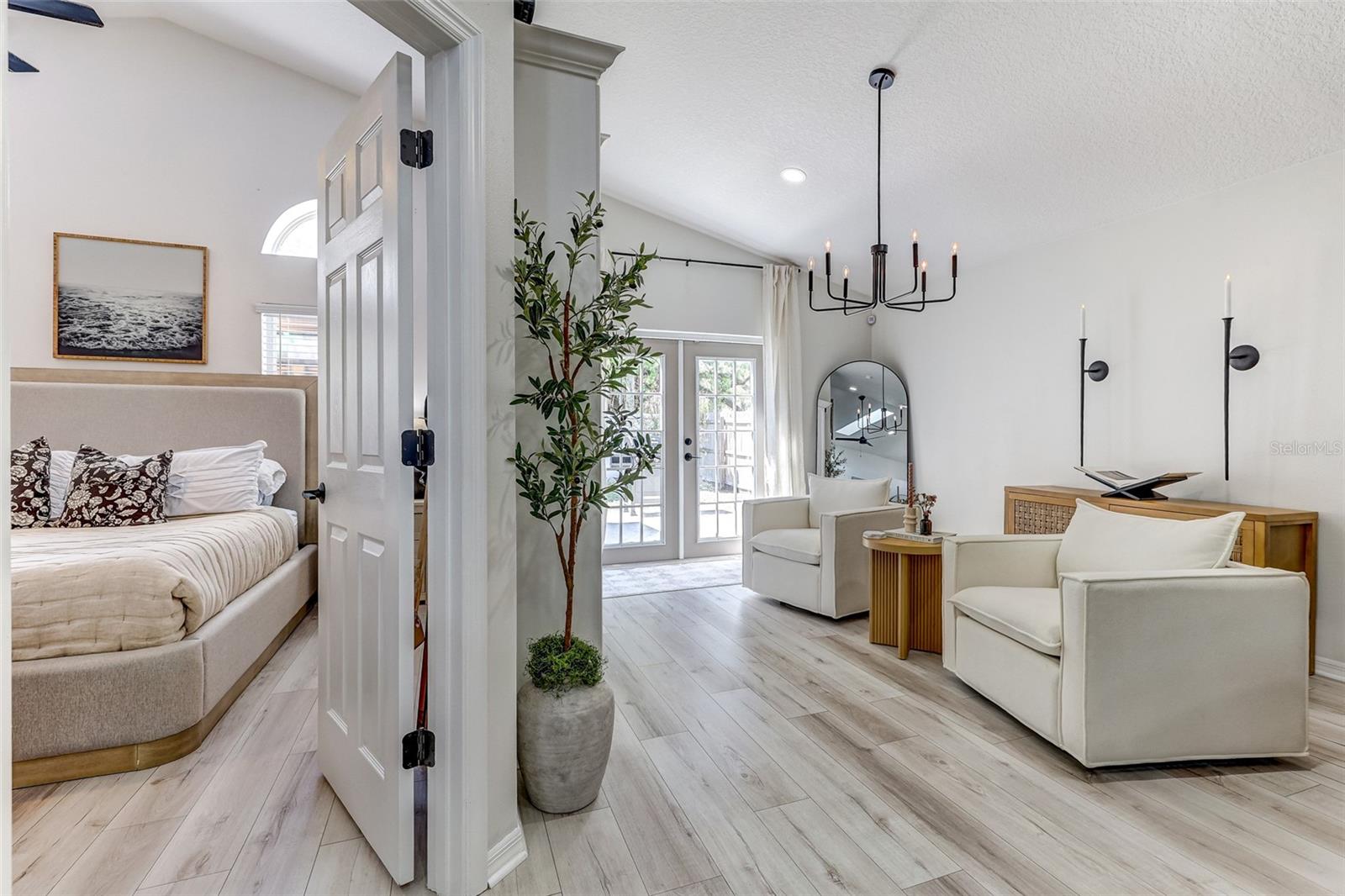 Image 20 of 44 For 814 Brightview Drive