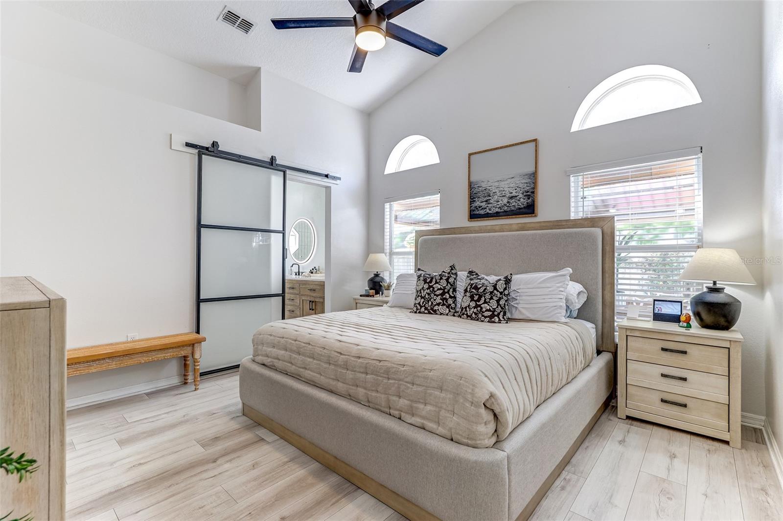 Image 21 of 44 For 814 Brightview Drive