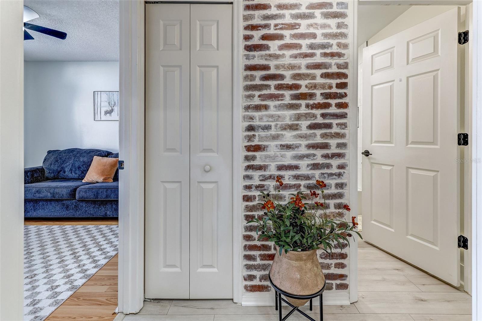 Image 31 of 44 For 814 Brightview Drive