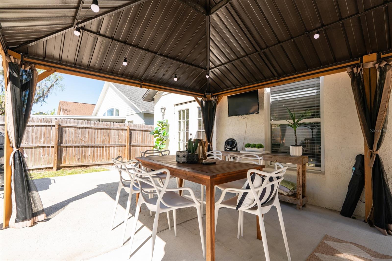 Image 36 of 44 For 814 Brightview Drive