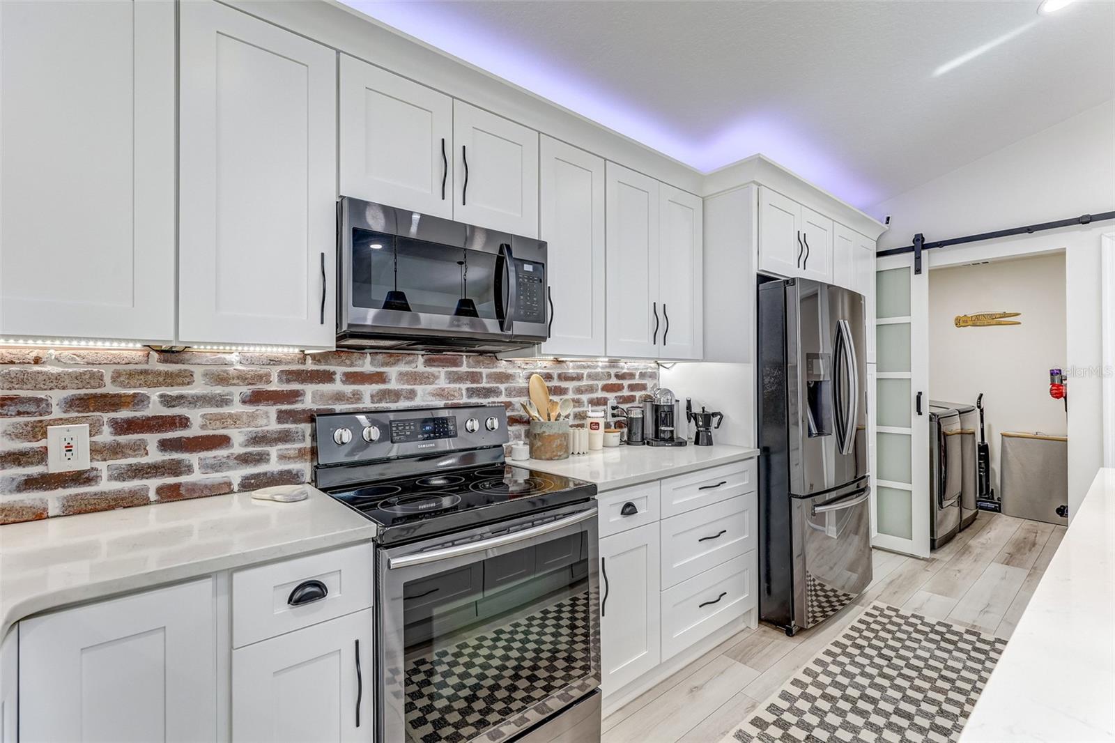 Image 5 of 44 For 814 Brightview Drive