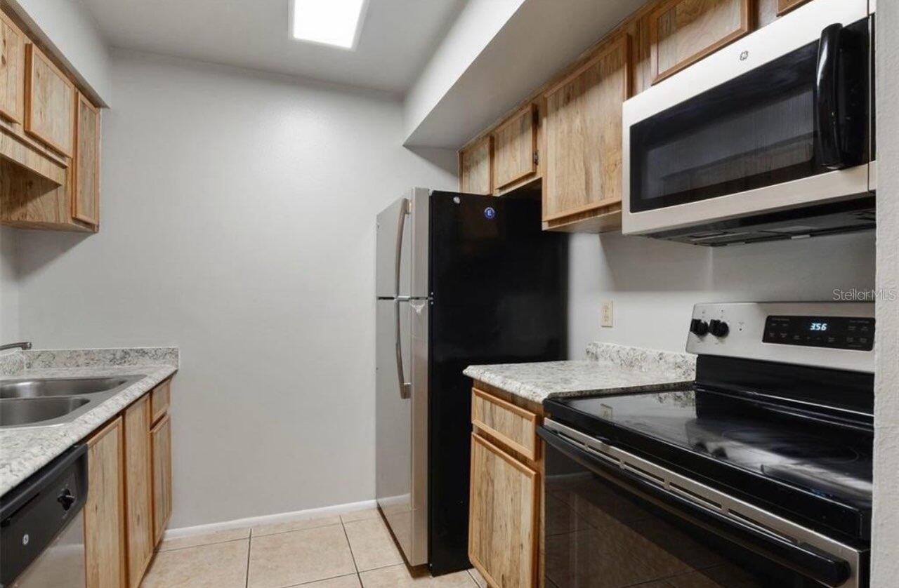 Image 14 of 15 For 14227 Shadow Moss Lane 101