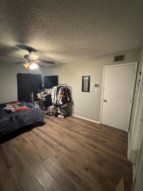 Image 6 of 15 For 14227 Shadow Moss Lane 101