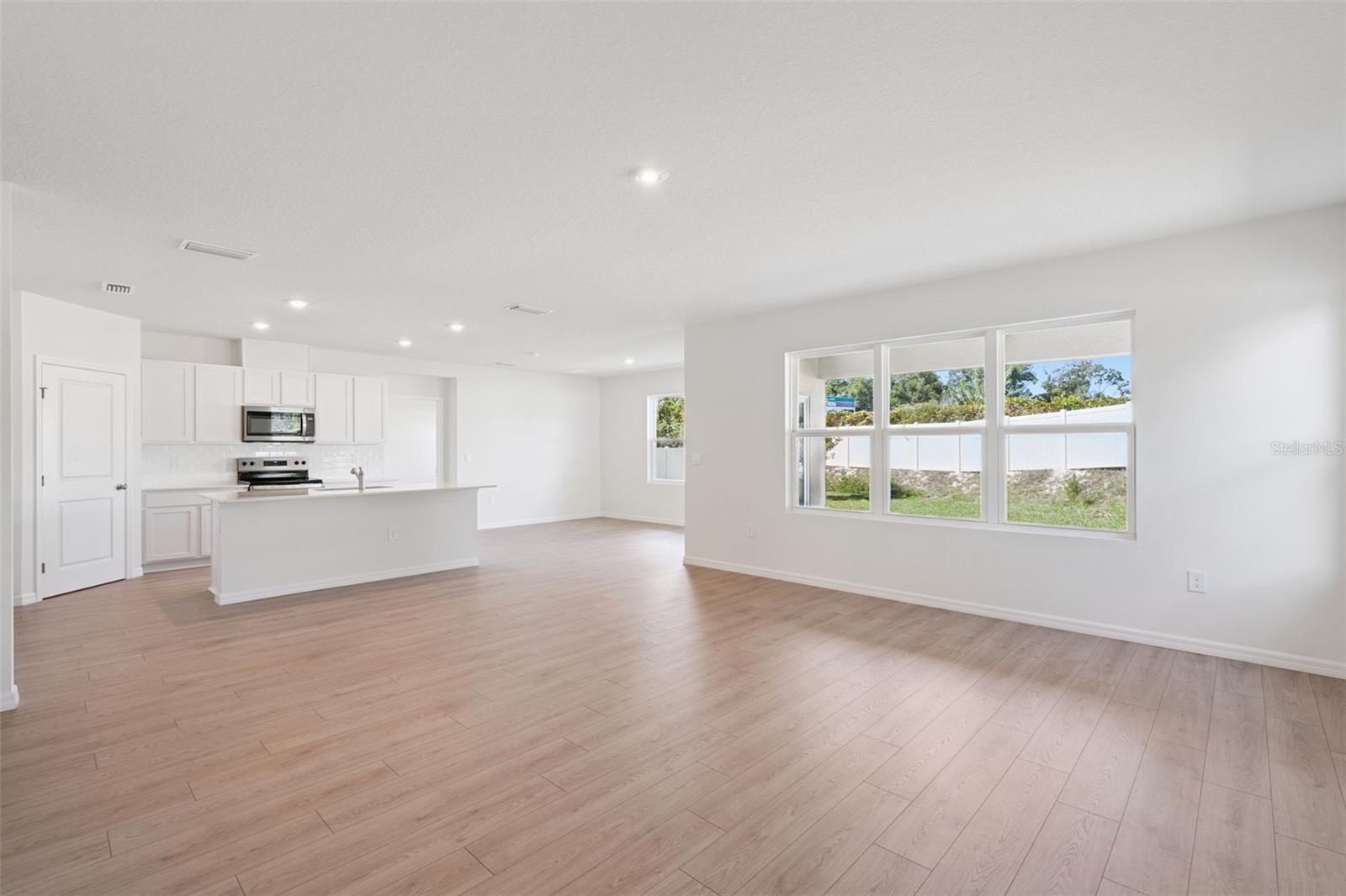 Image 3 of 15 For 1343 Lawndale Court