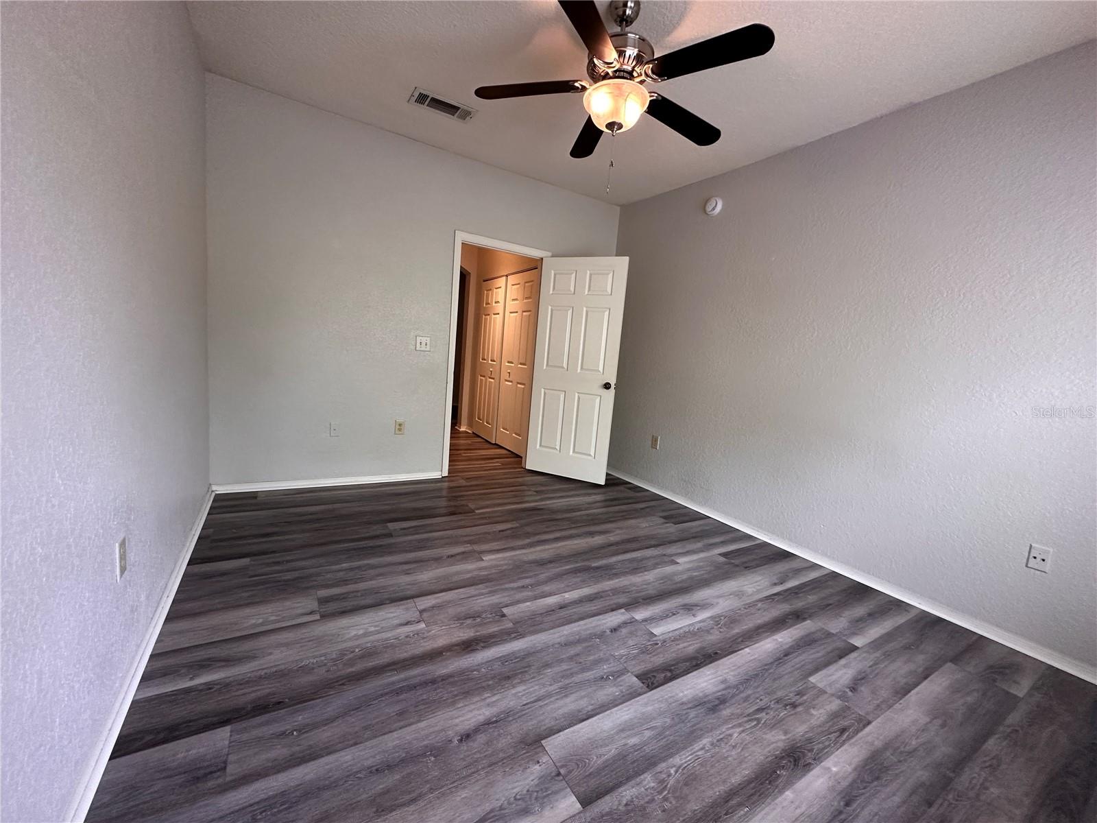 Image 16 of 31 For 150 Villa Di Este Terrace 212