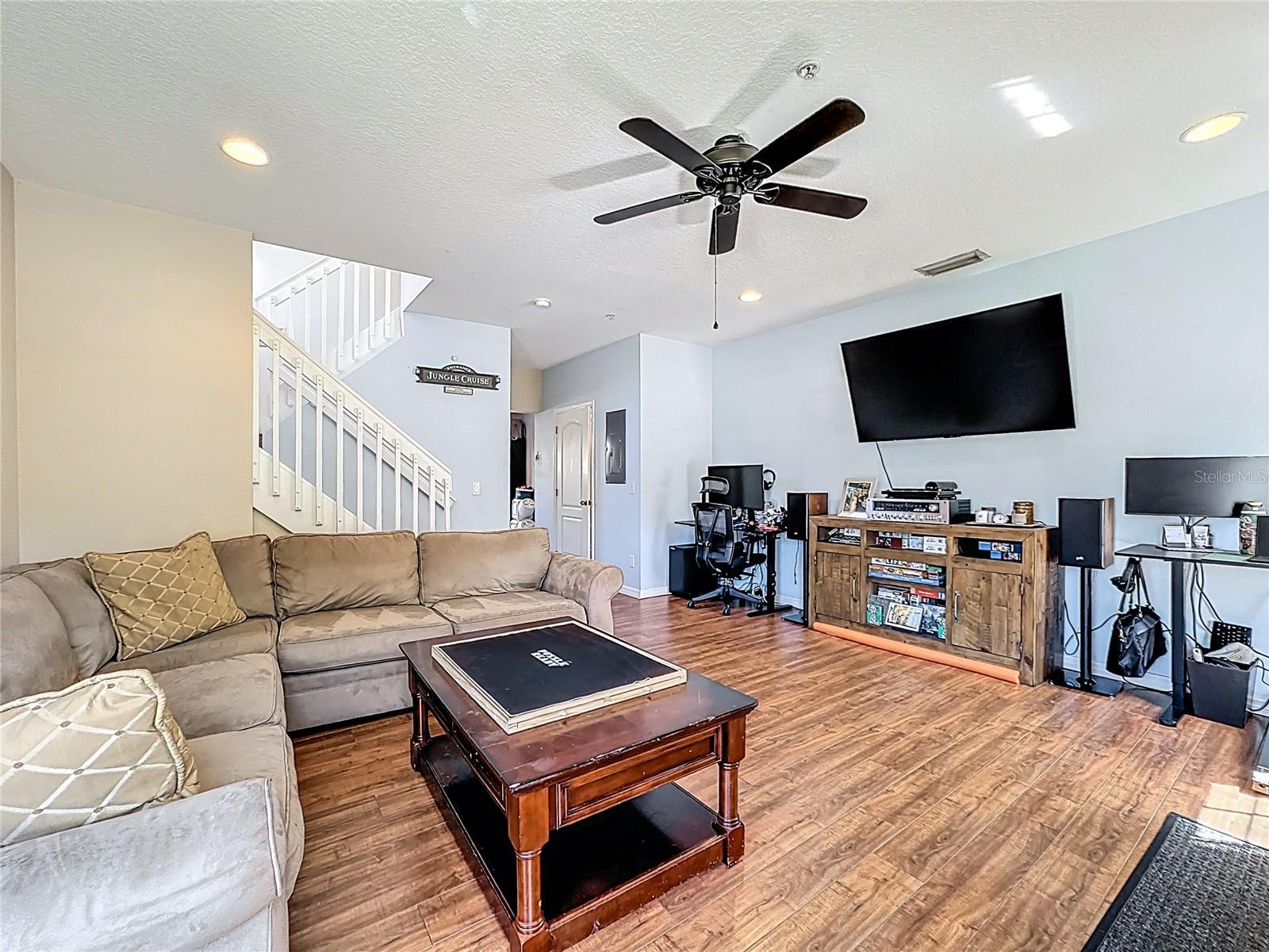 Image 10 of 61 For 13836 Daniels Landing Circle