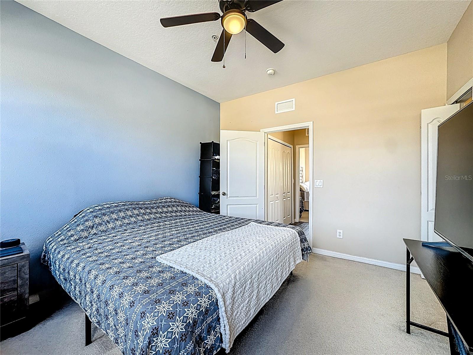 Image 35 of 61 For 13836 Daniels Landing Circle