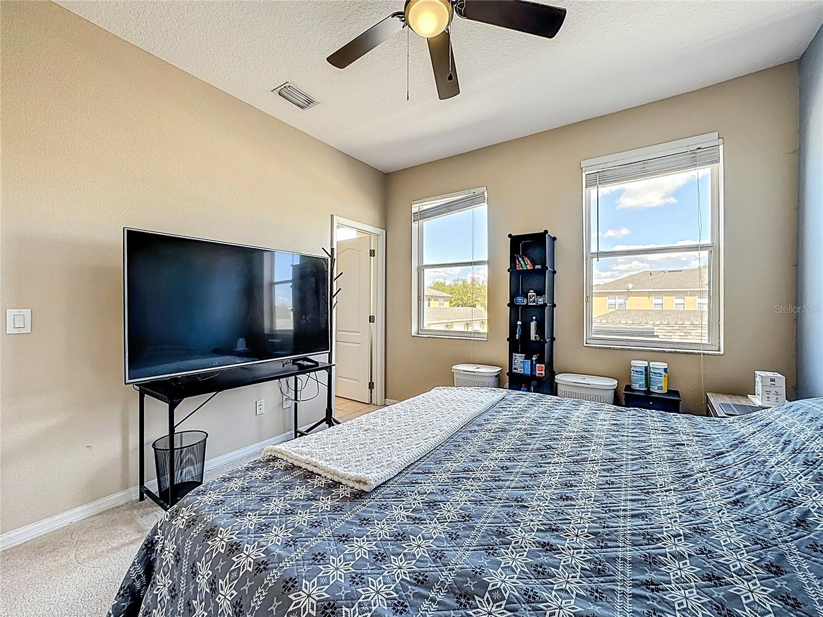 Image 37 of 61 For 13836 Daniels Landing Circle