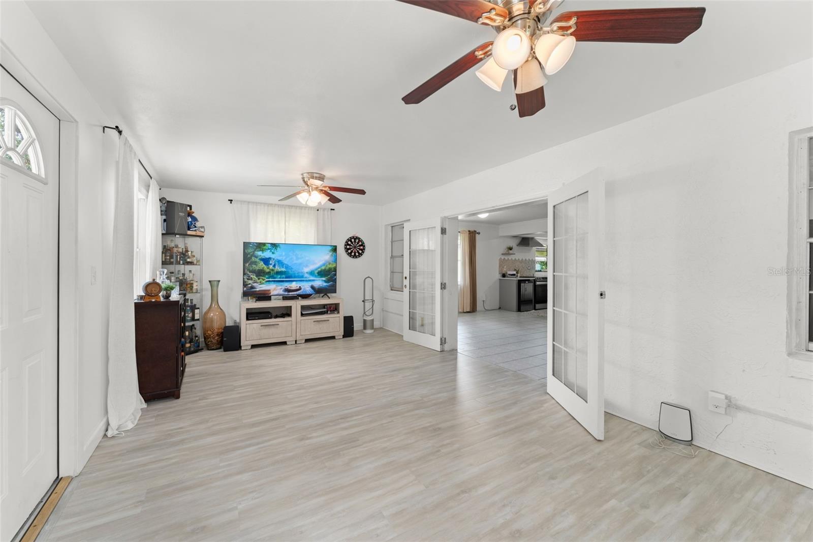 Image 40 of 41 For 429 Virginia Avenue