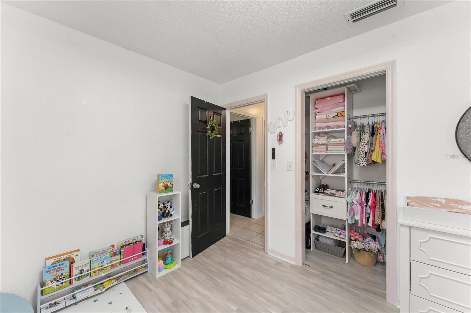 Image 7 of 41 For 429 Virginia Avenue