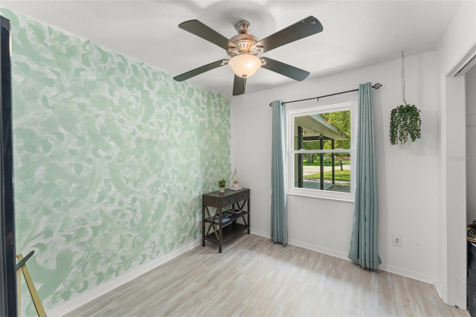 Image 9 of 41 For 429 Virginia Avenue