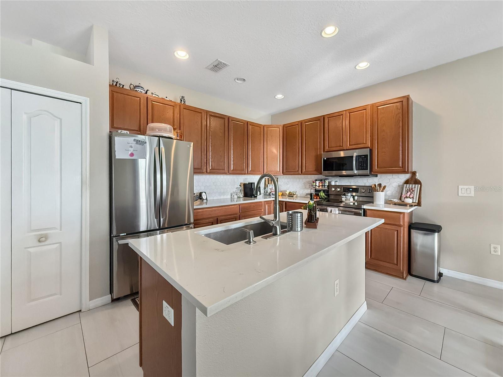 Image 7 of 15 For 5121 Gulf Sturgeon Lane