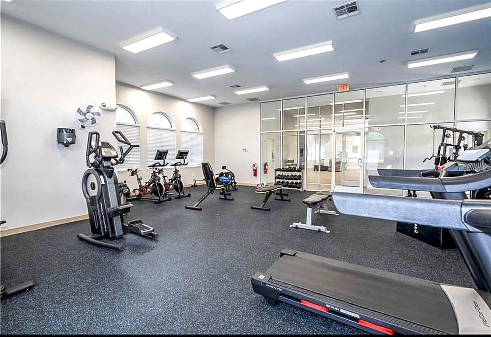 Image 5 of 6 For 2077 Derwent Drive