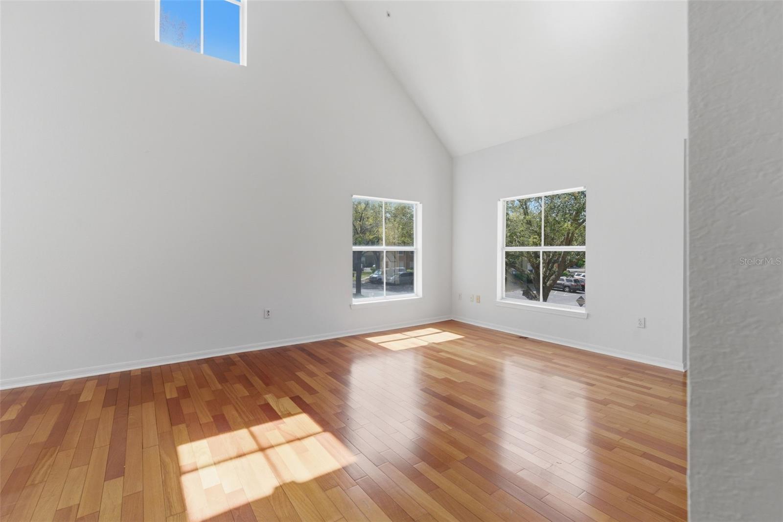 Image 2 of 30 For 5971 Westgate Drive 1221