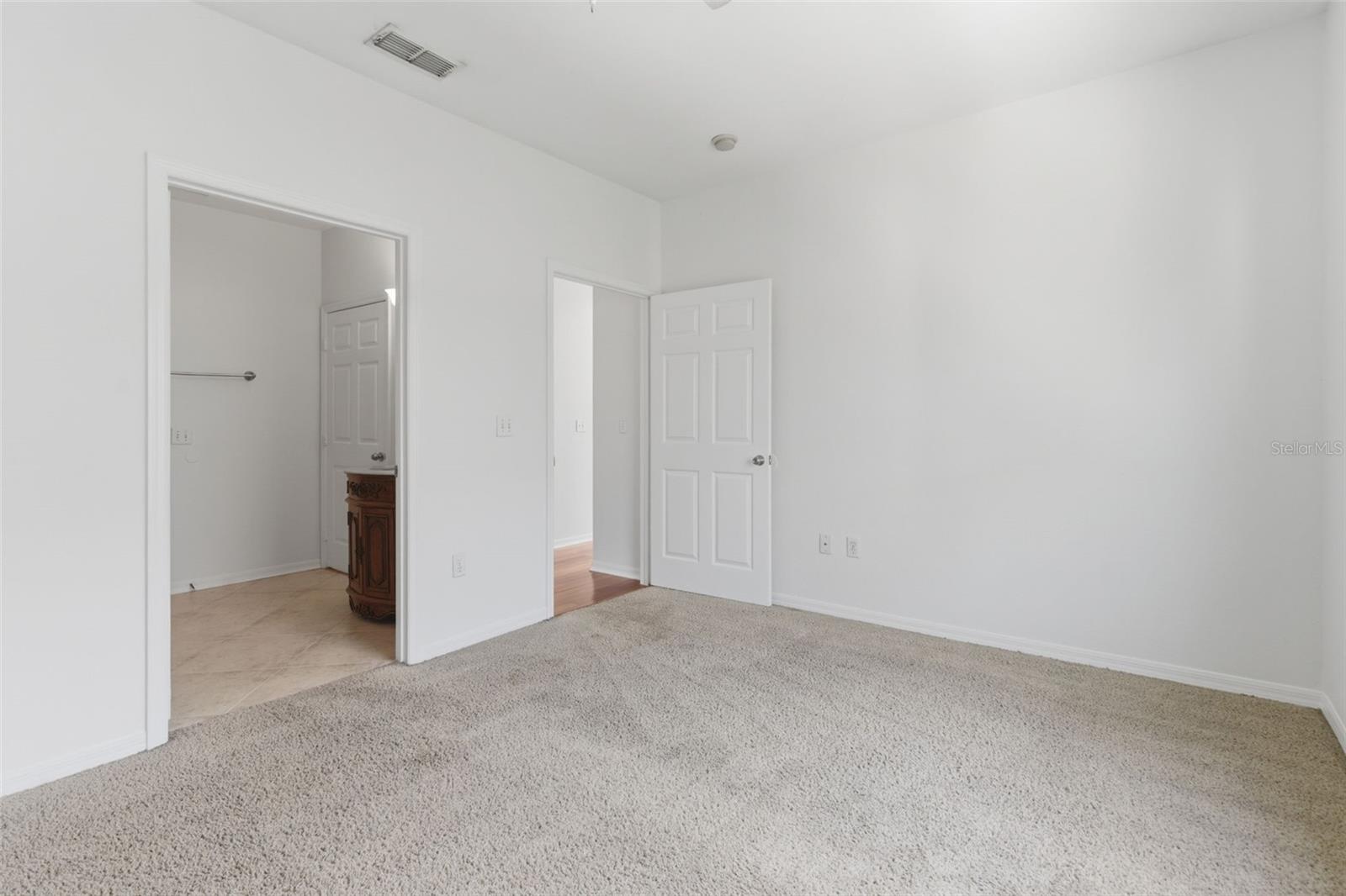 Image 24 of 30 For 5971 Westgate Drive 1221