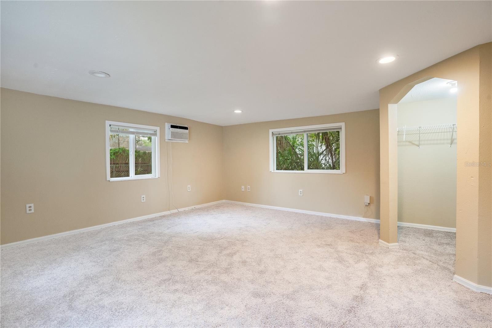 Image 20 of 27 For 38341 Palm Grove Drive