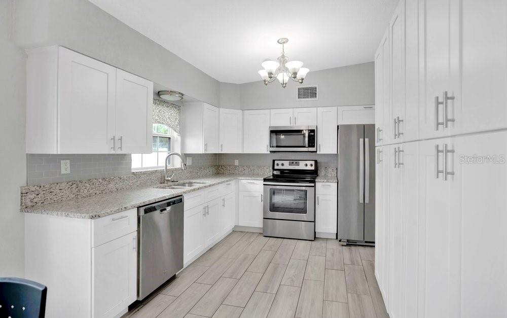 Image 9 of 29 For 1009 Neuse Avenue