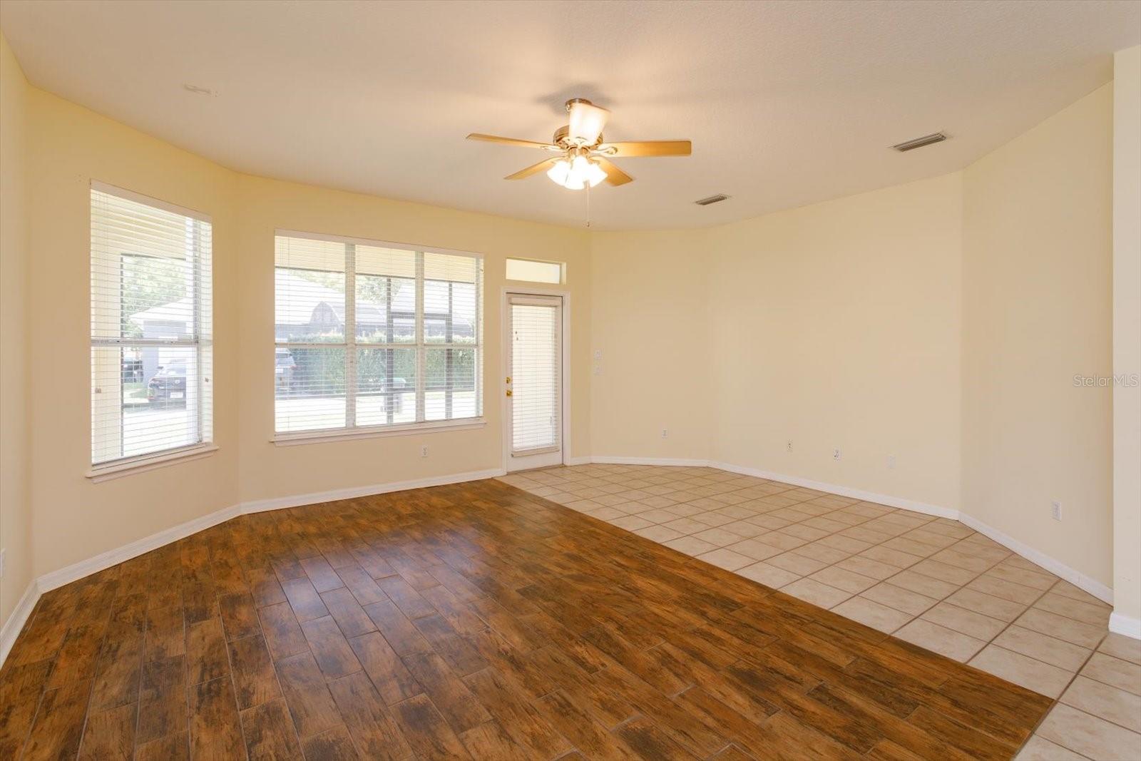 Image 16 of 33 For 12761 Holdenbury Lane