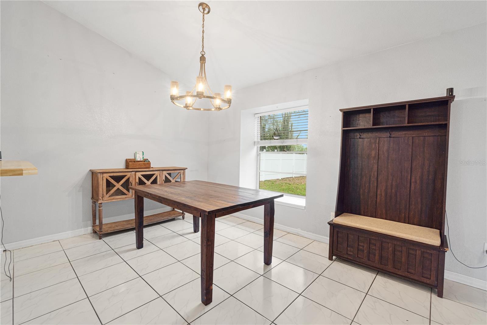 Image 10 of 28 For 110 Baywest Drive