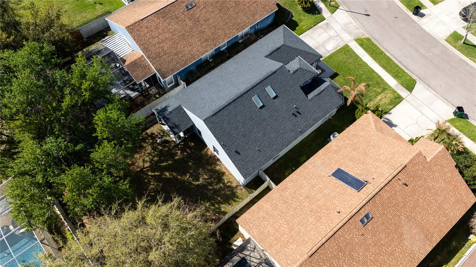 Image 3 of 47 For 5038 Hook Hollow Circle