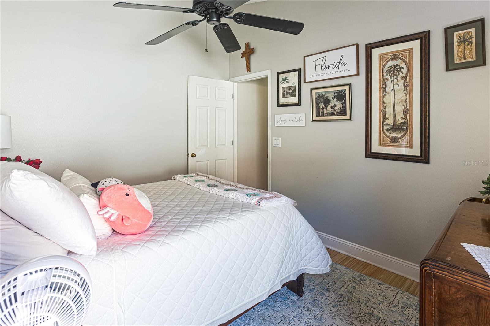 Image 39 of 47 For 5038 Hook Hollow Circle