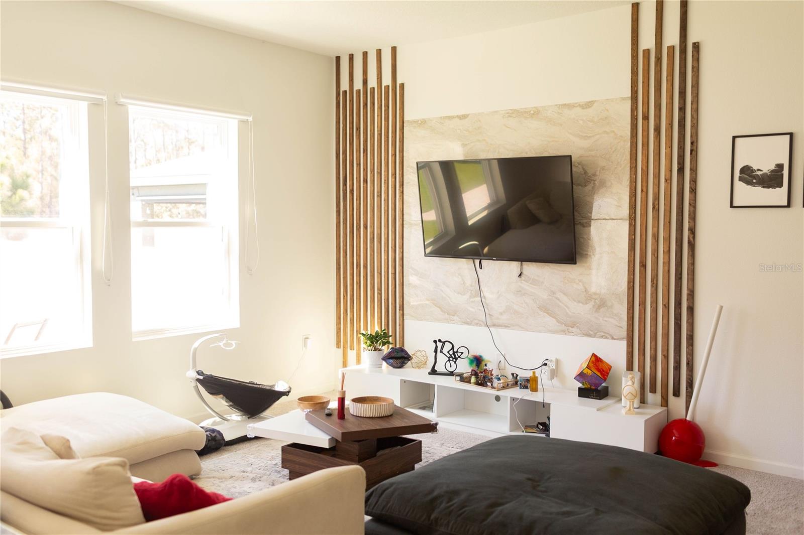 Image 6 of 14 For 2015 Hemingway Circle