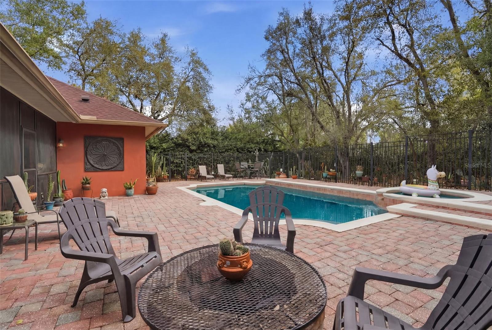 Image 3 of 29 For 333 Kimi Court